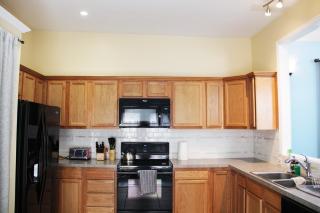 Charming home in heart of St Joseph 30 Plus days - 8