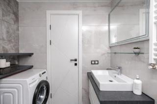 Luxury Stay in Central Chisinau - 6