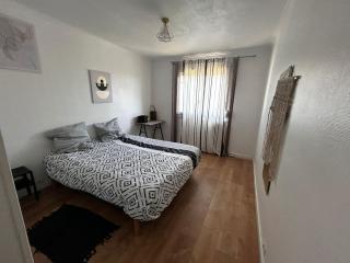 Large 3 bedroom cozy apartment - 6