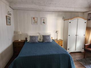 A great apartment just a short walk from the Emir - 0