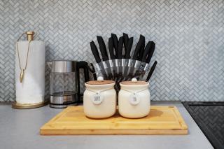 1290-7 New Renovated 2 Bedrooms in UES - 3