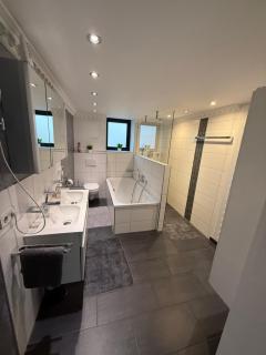 Gemütliche Ferienwohnung - 9