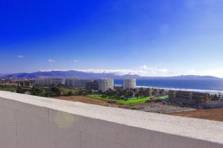 Departamento 8vo piso con piscina con orientación oriente cercano a playa El Faro - 2