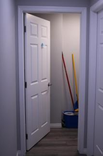 Lovely 2Bd 1Bth suite Free pking separated HVAC - 4