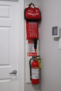 Lovely 2Bd 1Bth suite Free pking separated HVAC - 9