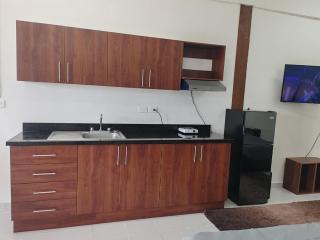 Apartment 5 min from airport, WiFi, Self Check-in - 4