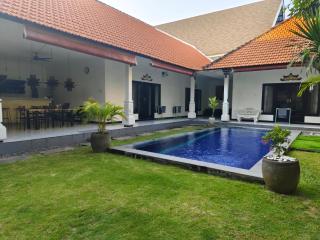 Walking to the Beach at Omahati Villa Canggu Bali - 9