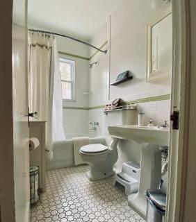 1890 CapeCod farmhouse:Charming, Private, Spacious - 4