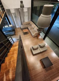 Urban Eight Loft - Walk to Picnic Grove - 1