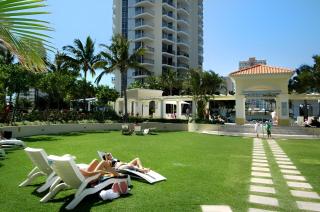 Chevron Renaissance | High Floor Ocean View Apartments by Gold Coast Holidays - 8