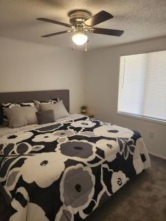 1st Floor, Quiet, Mayo Clinic, 7 Minutes to Beach - 8