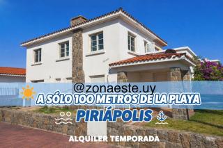 Piriapolis Centro Playa a una cuadra parrillero y cochera 4 habitaciones 3 banos - 0