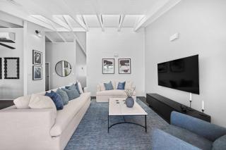 Luxe Waterfront Home - Pool, Pontoon w Deep Water Ocean Access - 3