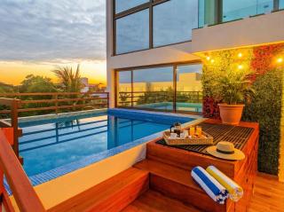 Romantic Escape 1 Bedroom 500m from Beach with Pool Gym Office Fast WiFi 303 - 0