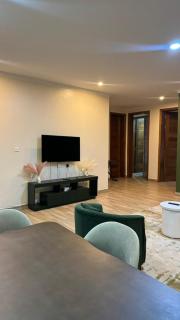 Huge modern space near lake, resort and everything - 4