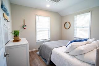 Renovated Retreat Home in Huron, close to beaches - 1