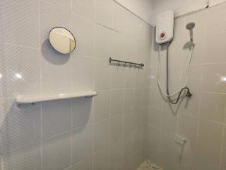 Lumphini 3 Teakwood red at Steamy Location - 9