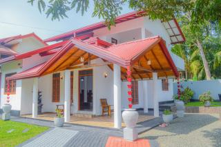 vindy villa hikkaduwa - 9