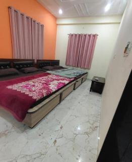 Alok Guest House - 4