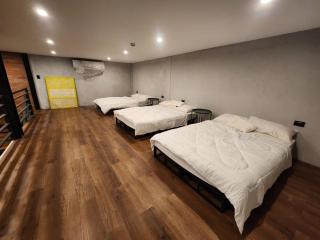 Urban Eight Loft - Walk to Picnic Grove - 8