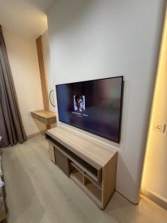 Cozy Japandi Stay on Sukhumvit - 9