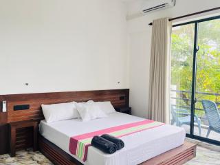 Luminozo Beach Hotel - 6