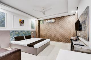 Collection O Surajkund Crossway Faridabad - 3