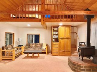 Kennedy Bluebird: offgrid cabin near SF Kern River - 0