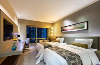 Longchamp Garden - 4