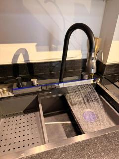 La Prestigia luxury Apartments One Bedroom by Peaks - 8