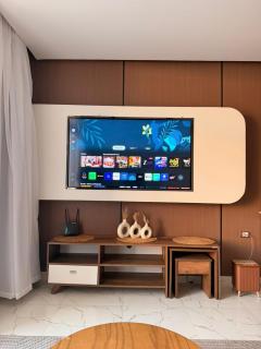 La Prestigia luxury Apartments One Bedroom by Peaks - 1