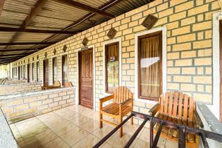 RedDoorz at Pondok Alief near Pantai Ujung Genteng 3 - 2