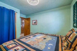 Roadrunner - Cozy Cabin - Whirlpool and Hot Tub - 6