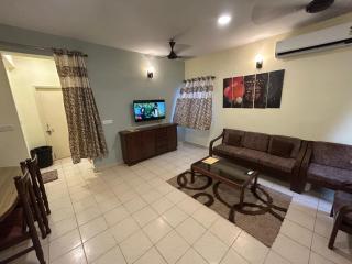 The golden villa - 7