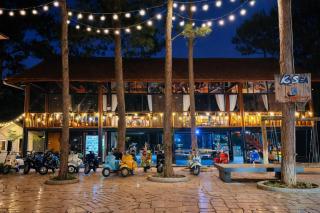 Henisi Homestay Măng Đen - 2