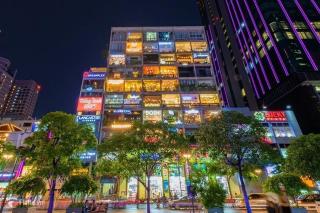 1BR on Nguyen Hue Walking Street Bitexco - 1