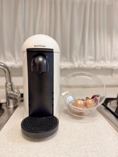 Ttukseom Station 6 minutes,Airport Bus 9 minutes,Seongsu,Seoul Forest,Myeongdong,Gwangya,Lotte World,KSPO - 7