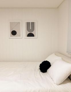 Ttukseom Station 6 minutes,Airport Bus 9 minutes,Seongsu,Seoul Forest,Myeongdong,Gwangya,Lotte World,KSPO - 1