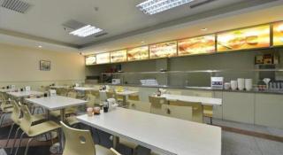 GreenTree Inn West Railway Station North Square Hotel - 7