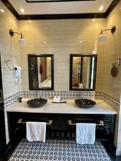 Hong lien 20, Vuon vua Resort & Villa - 1