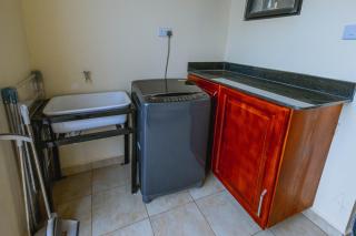 Pearls and Olives - stylish stays near Serena Kigo - 1