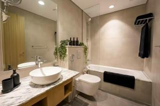 Premium 2 BDR Burj Khalifa Infinity Pool View - 6