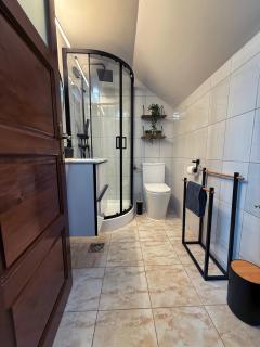 Private House near City Center - Zeno Studios by Ben Apartments - 5