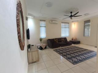 ROSHUS HOMESTAY MELAKA - 5