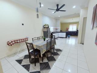 ROSHUS HOMESTAY MELAKA - 3