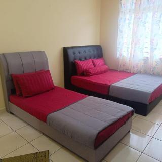 ROSHUS HOMESTAY MELAKA - 2