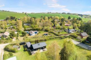 Unique Place With Tennis Court For The Active - 5