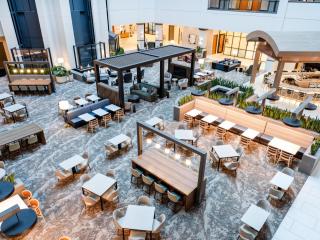 Embassy Suites by Hilton at Hot Springs Convention Center - 8