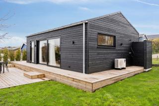 Charming Newly Built Cottage 300 M From Beach - 0