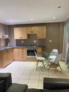 The N1 Farm Place - Pretoria - 7